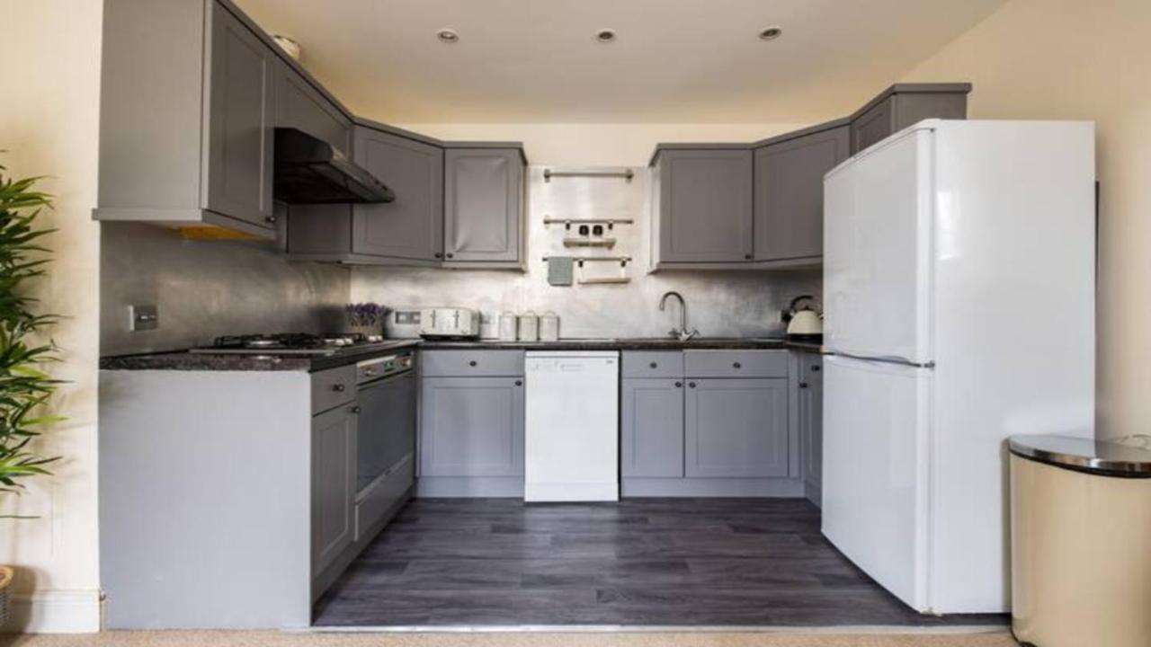 The West Kensington Apartments London Eksteriør billede